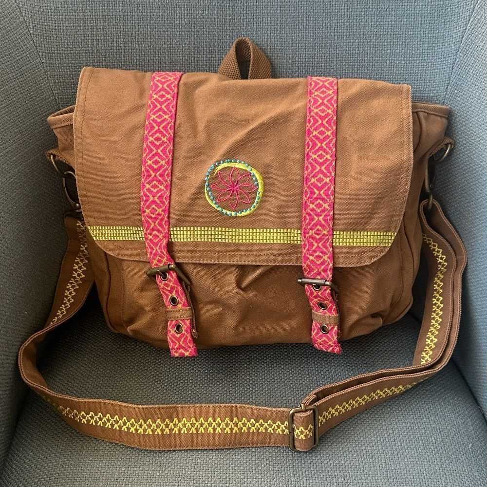 American Girl Lea Clark Messenger Bag for Girls